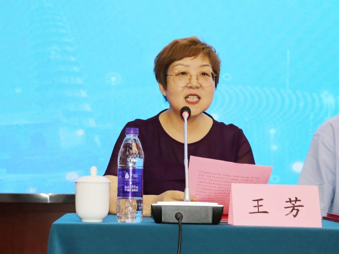 新冠病毒疫情最早决策分析揭秘