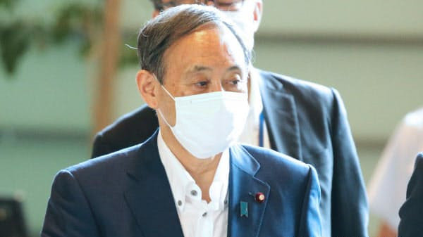 日本首相菅义伟的成长与领导之路探索